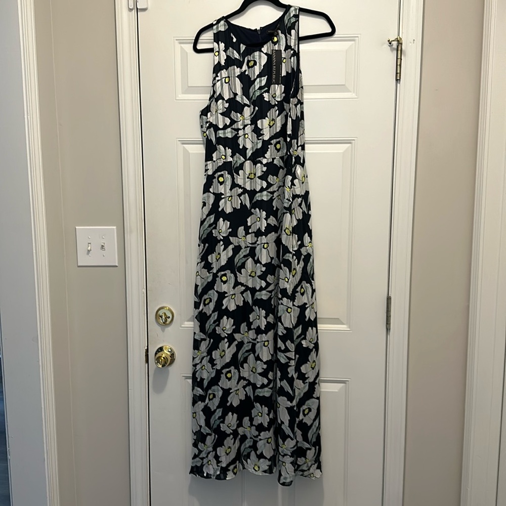 BANANA REPUBLIC floral sleeveless maxi dress